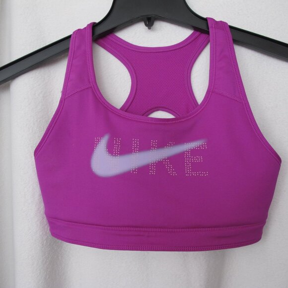 Nike Reversible Sports Bra - Picture 3 of 11